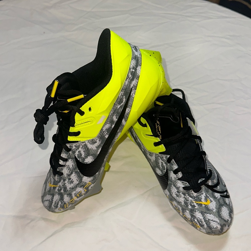 NIKE Vapor Edge Elite 360 Razor Sharp Cut Football Cleats Men's Sz 7.5